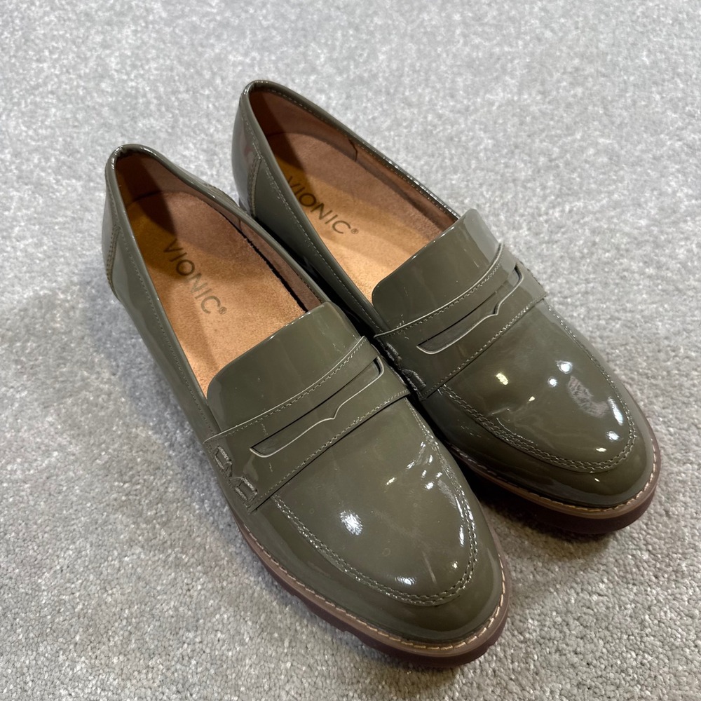 Vionic Cheryl Patent Leather Loafers Penny Lug Sole Olive Green Sz7 Comfort Shoe - Picture 3 of 13